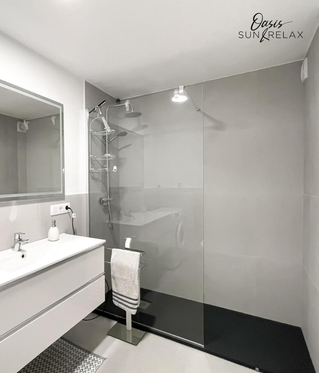 B-rent Amazing Flat With Pool